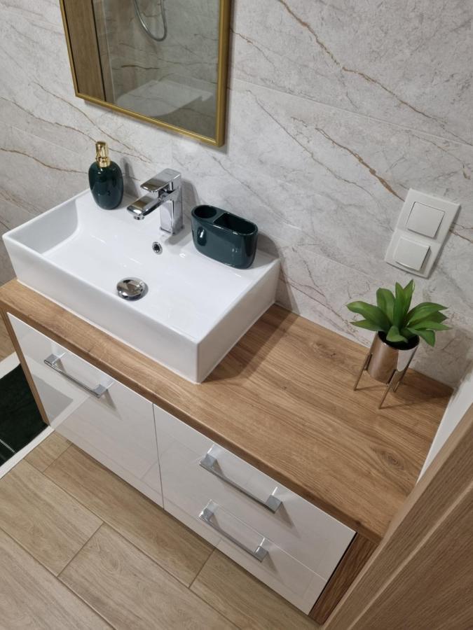 Apartament Sloneczny -Sciegiennego كيلتشي المظهر الخارجي الصورة